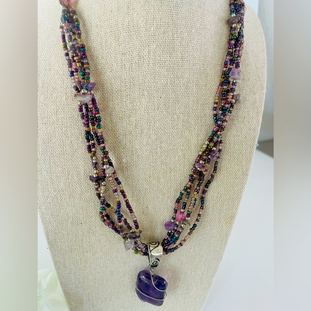 PARK LANE BEADED NECKLACE WITH PURPLE STONE